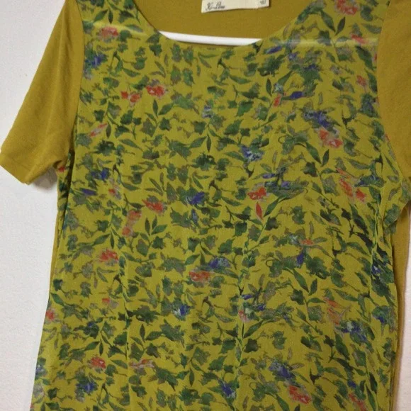 Hi-Line Floral Print Top Olive Green Short Sleeve Casual Top Size S (299) - Picture 2 of 10